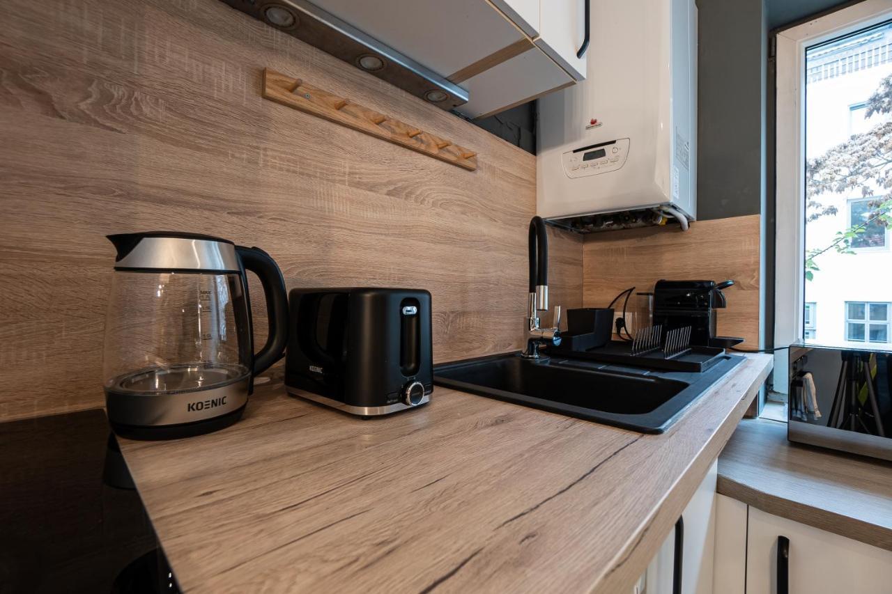 Brand-New Double Bedroom Apartment Виена Екстериор снимка
