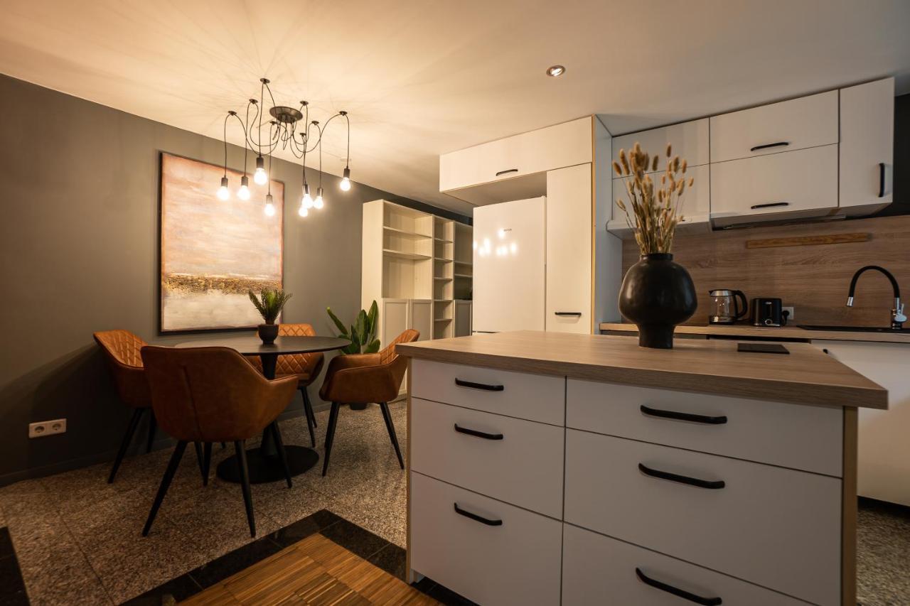 Brand-New Double Bedroom Apartment Виена Екстериор снимка
