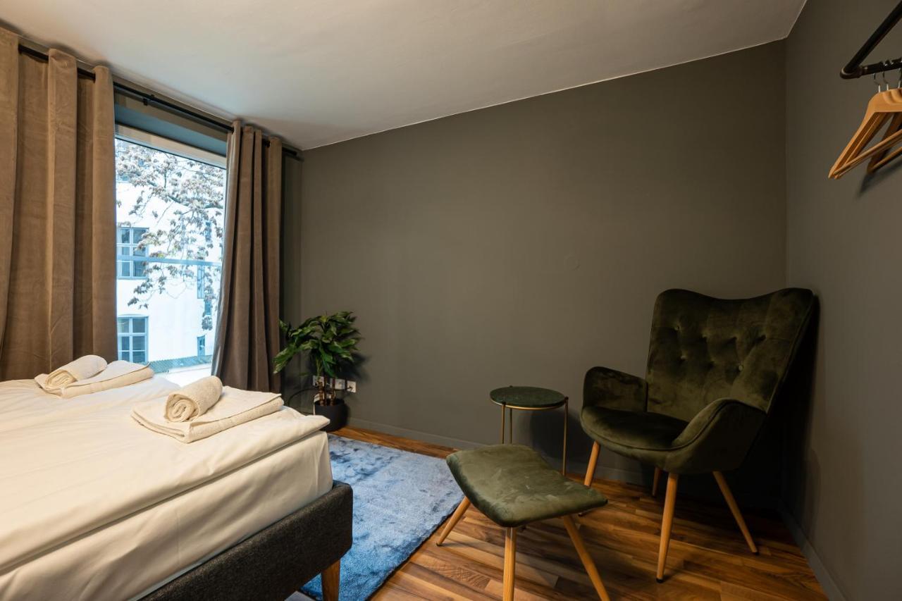 Brand-New Double Bedroom Apartment Виена Екстериор снимка